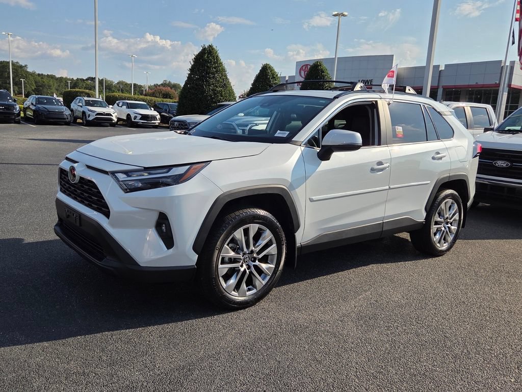 Used 2025 Toyota RAV4 XLE Premium FWD image 3