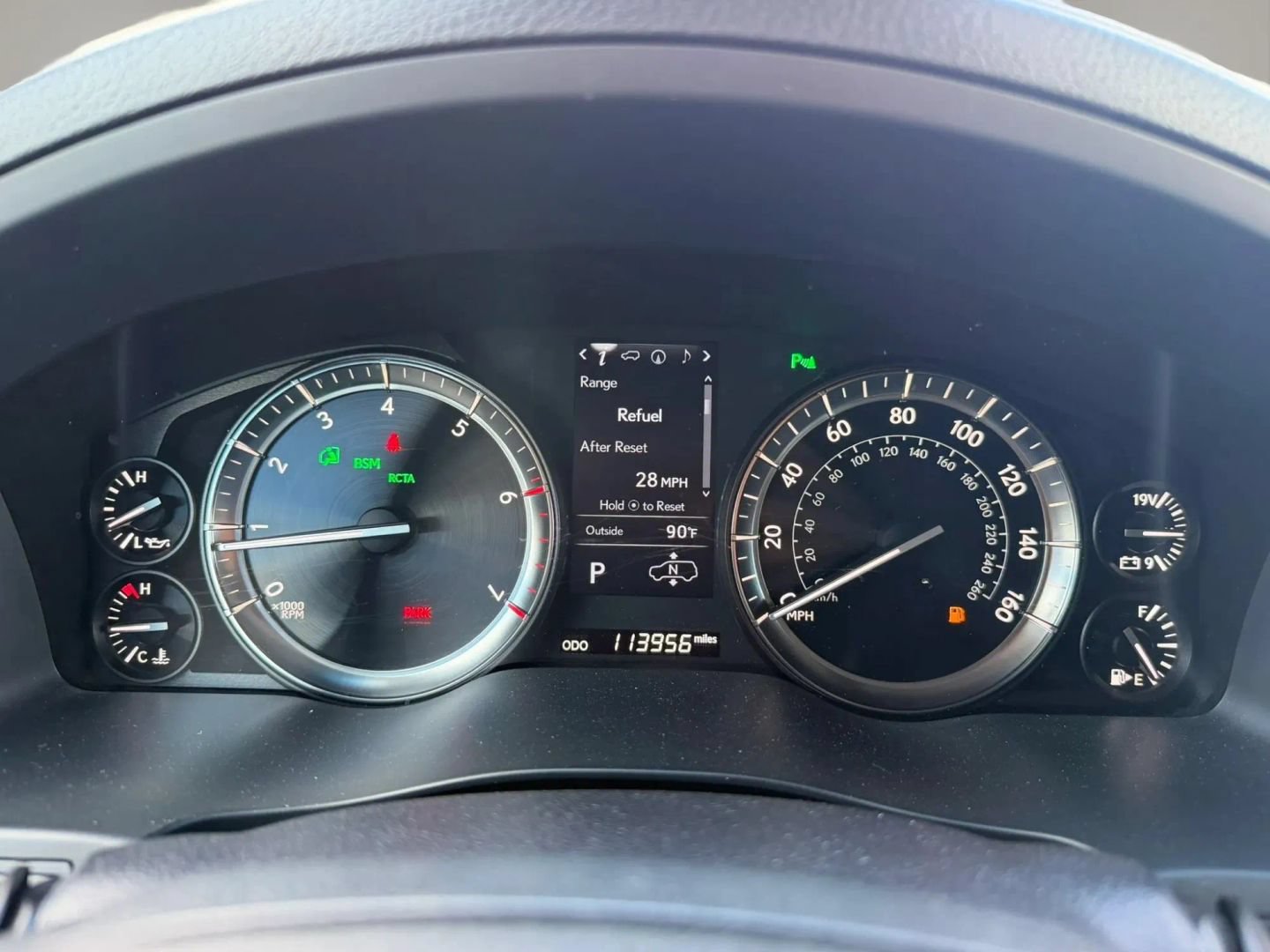 Used 2016 Lexus LX 570 4WD w/ Luxury Package image 25