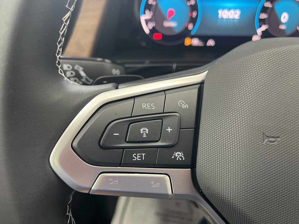 Certified 2025 Volkswagen Atlas SE image 20
