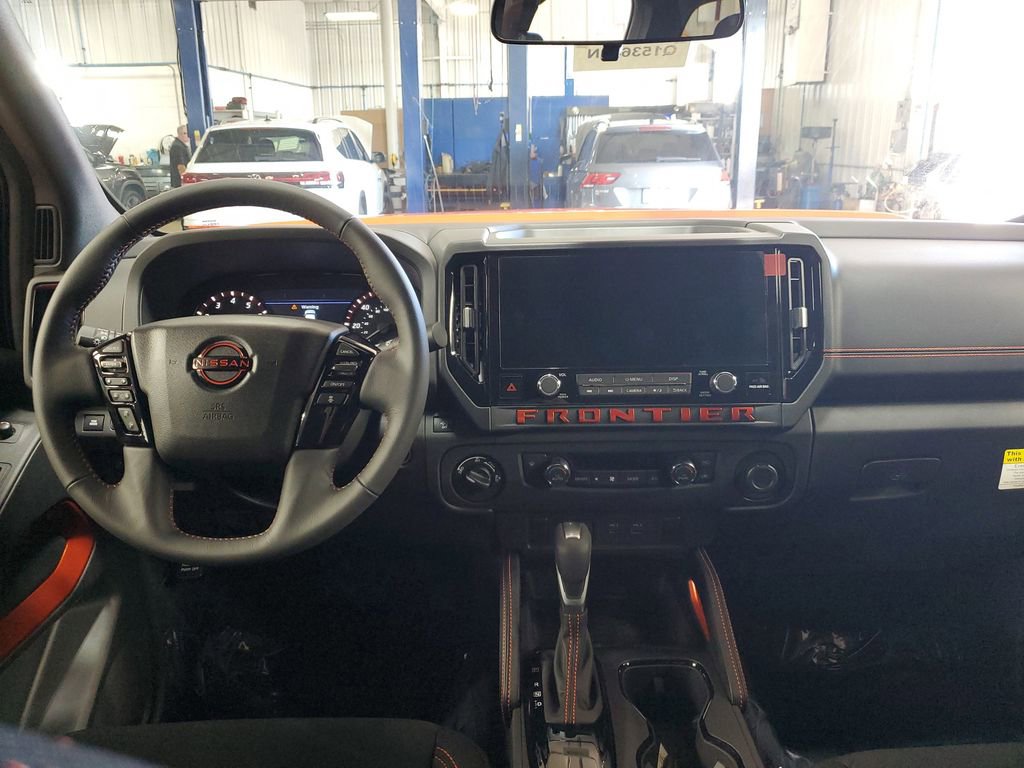 New 2025 Nissan Frontier PRO-4X image 5