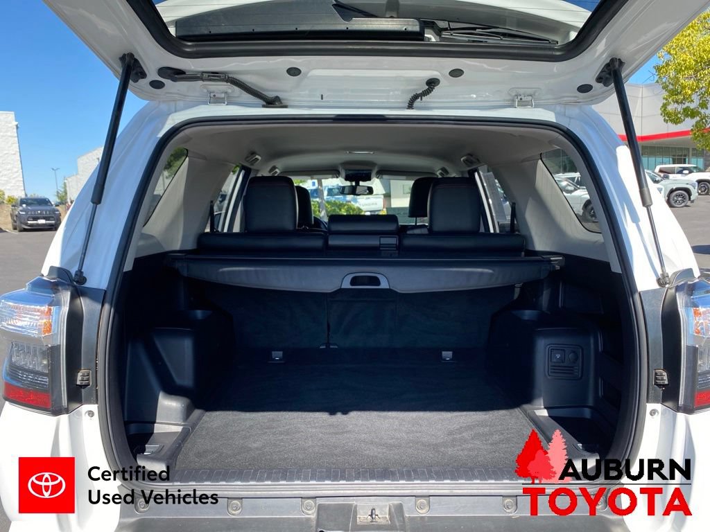 Certified 2017 Toyota 4Runner TRD Off-Road Premium AWD/4WD image 14