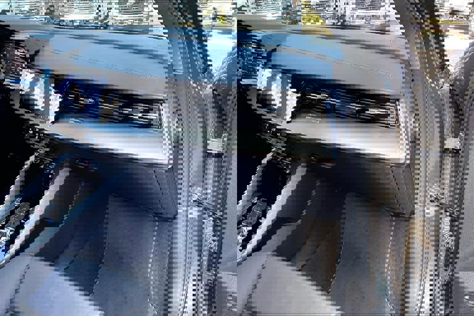 Used 2024 Audi A3 2.0T Premium image 18