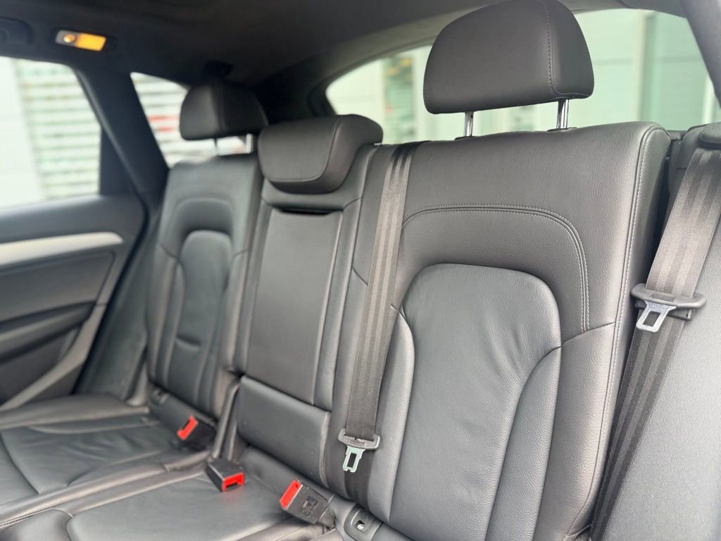 Used 2017 Audi Q5 2.0T Premium Plus w/ Technology Package image 15