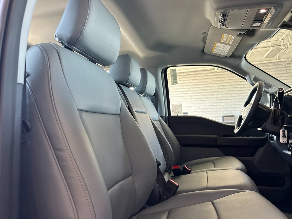New 2026 Ford F550 4x4 Crew Cab image 16