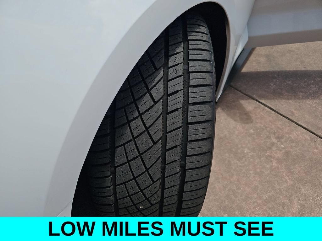 Used 2019 Chevrolet Camaro SS RWD image 34