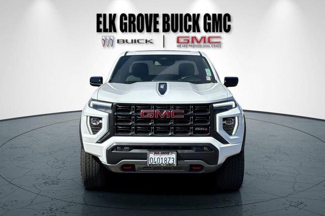 Used 2024 GMC Canyon AT4 w/ AT4 Premium Package image 9