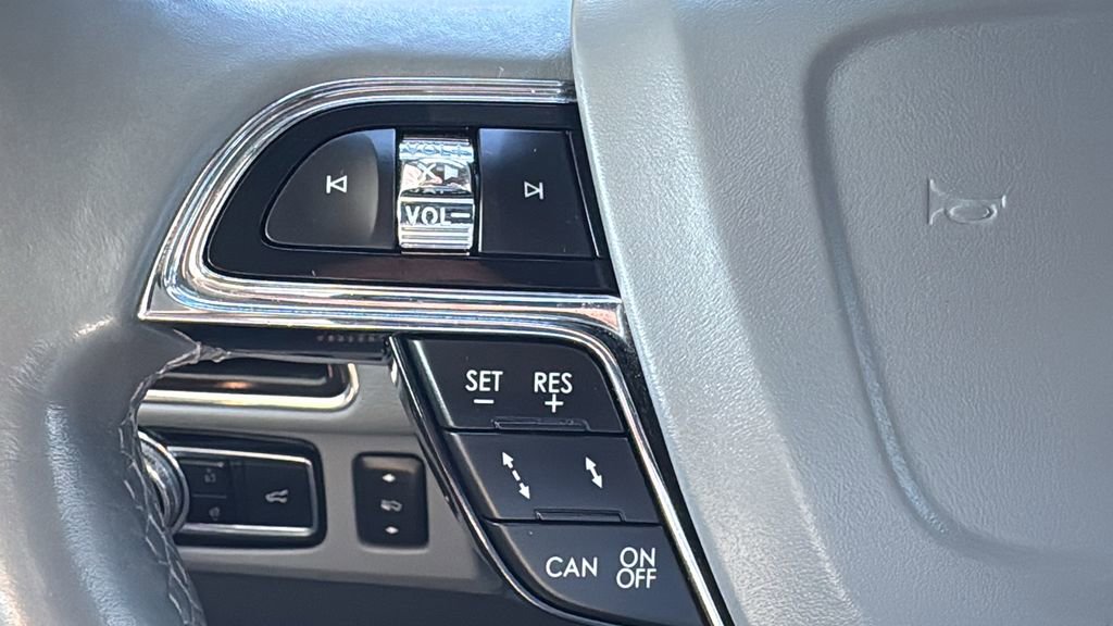 Used 2021 Lincoln Navigator L Reserve w/ Luxury Package AWD/4WD image 13