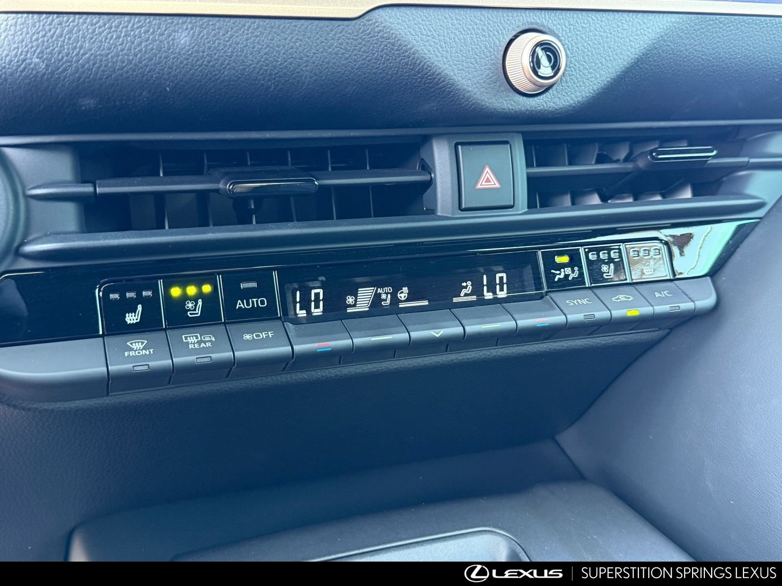 Used 2023 Toyota Crown Platinum AWD/4WD image 23