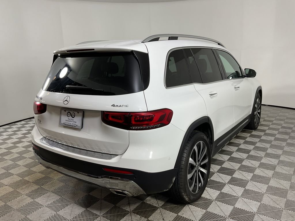 Used 2022 Mercedes-Benz GLB 250 4MATIC image 9
