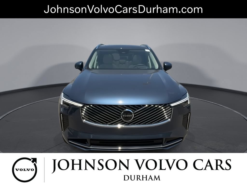New 2026 Volvo XC90 T8 Ultra w/ Lounge Package AWD/4WD image 3