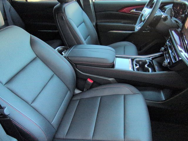 New 2026 Chevrolet Traverse Z71 w/ Driver Confidence Package image 28