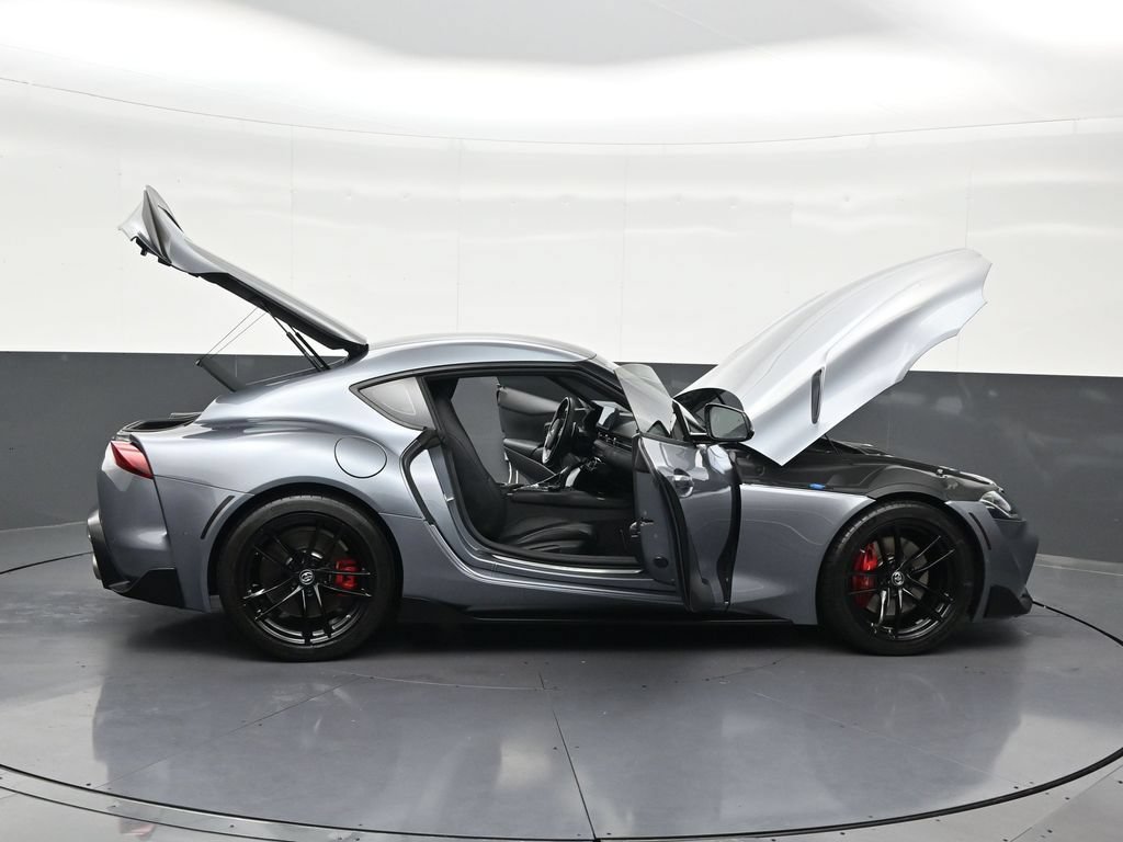 Used 2021 Toyota Supra Premium w/ Driver Assist Package RWD image 32