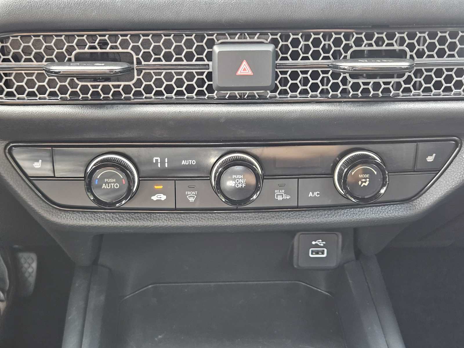 Certified 2024 Honda HR-V Sport image 19