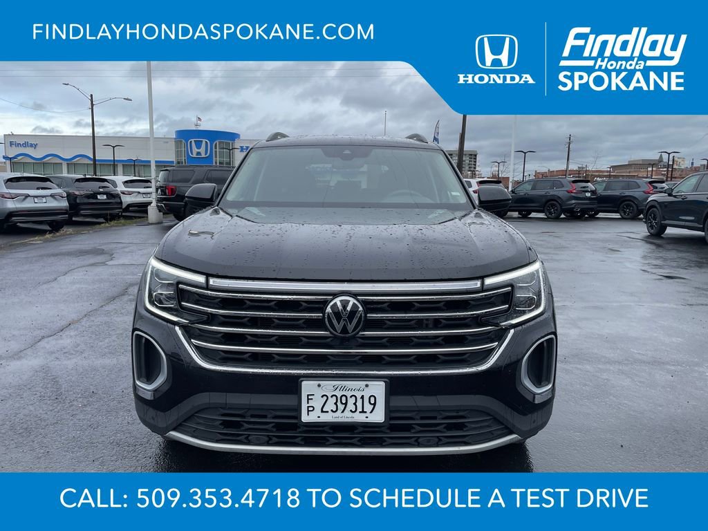 Used 2024 Volkswagen Atlas SE image 2