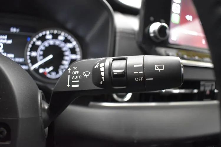Used 2024 Mitsubishi Outlander FWD image 24