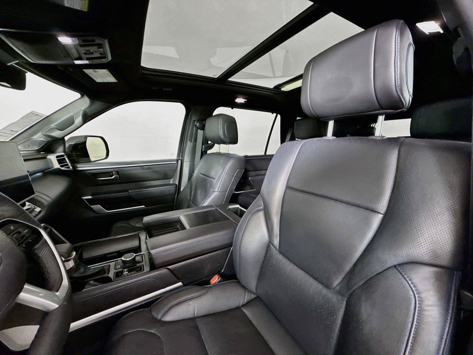 Certified 2025 Toyota Sequoia Platinum AWD/4WD image 3