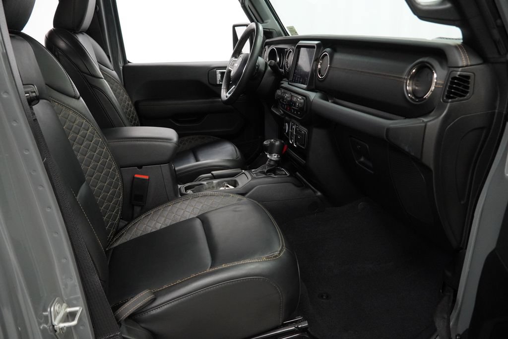 Used 2023 Jeep Wrangler Unlimited Sahara AWD/4WD image 53