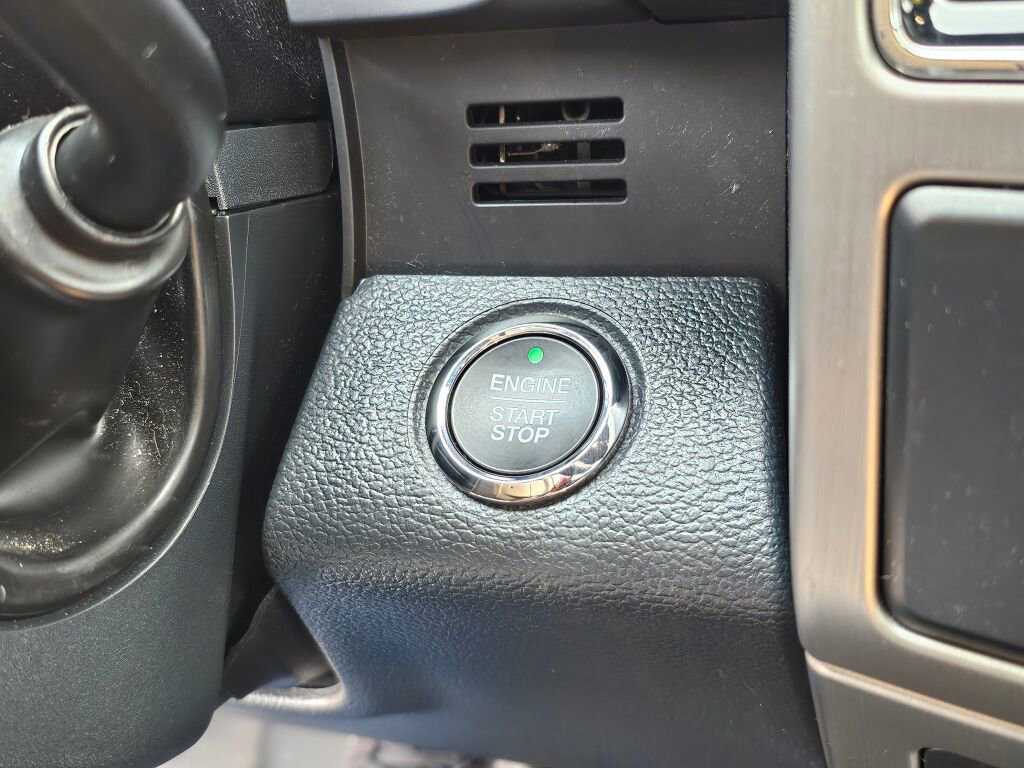 Certified 2022 Ford F450 Platinum w/ FX4 Off-Road Package image 34