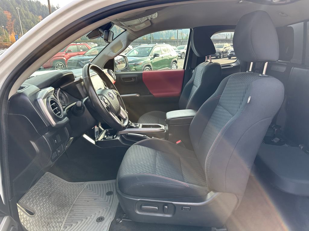 Used 2022 Toyota Tacoma SR5 image 13