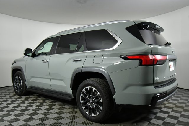 Used 2025 Toyota Sequoia Limited image 14