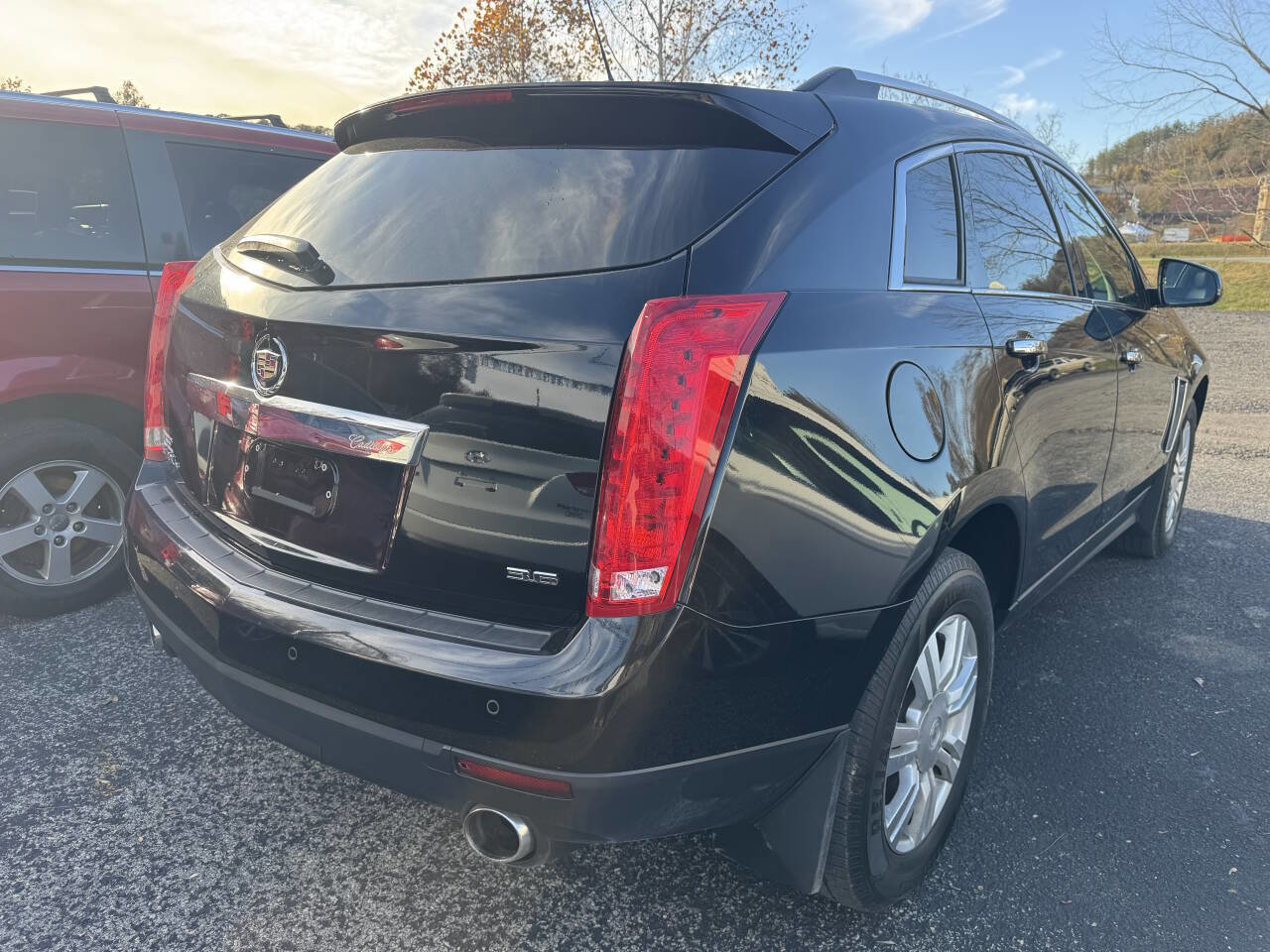 Used 2016 Cadillac SRX Luxury w/ Driver Awareness Package image 2