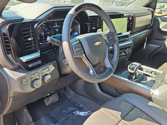 New 2026 Chevrolet Silverado 1500 High Country AWD/4WD image 11