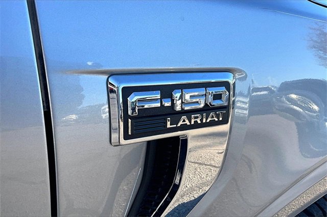 Used 2025 Ford F150 Lariat w/ FX4 Off-Road Package image 29