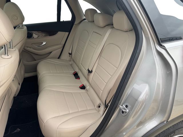 Used 2022 Mercedes-Benz GLC 300 image 13