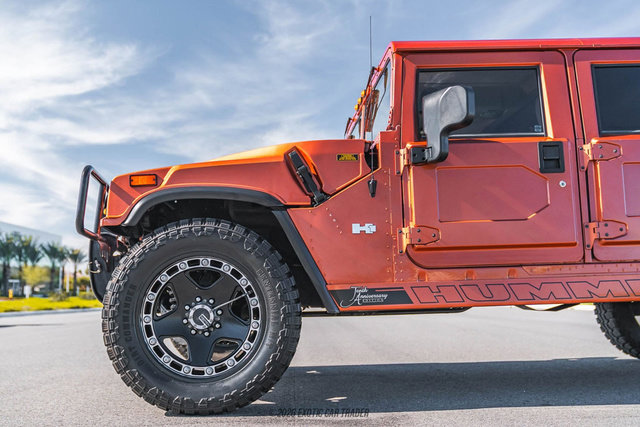 Used 2002 HUMMER H1 4-Door Wagon image 4