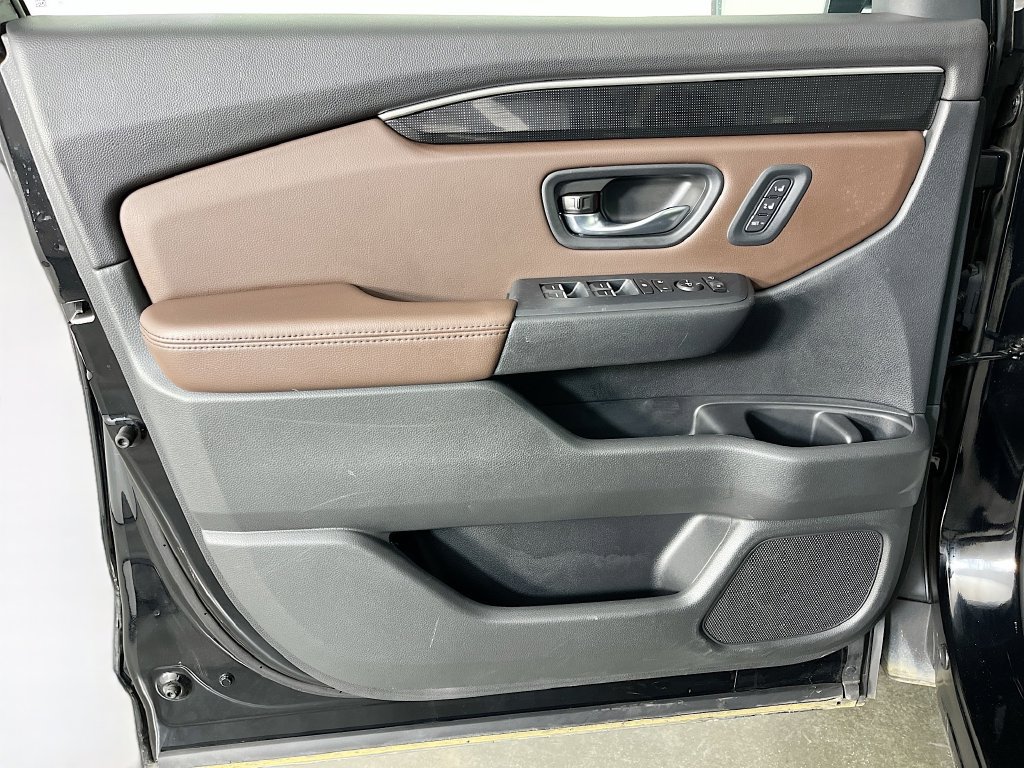Used 2023 Honda Pilot Elite image 26
