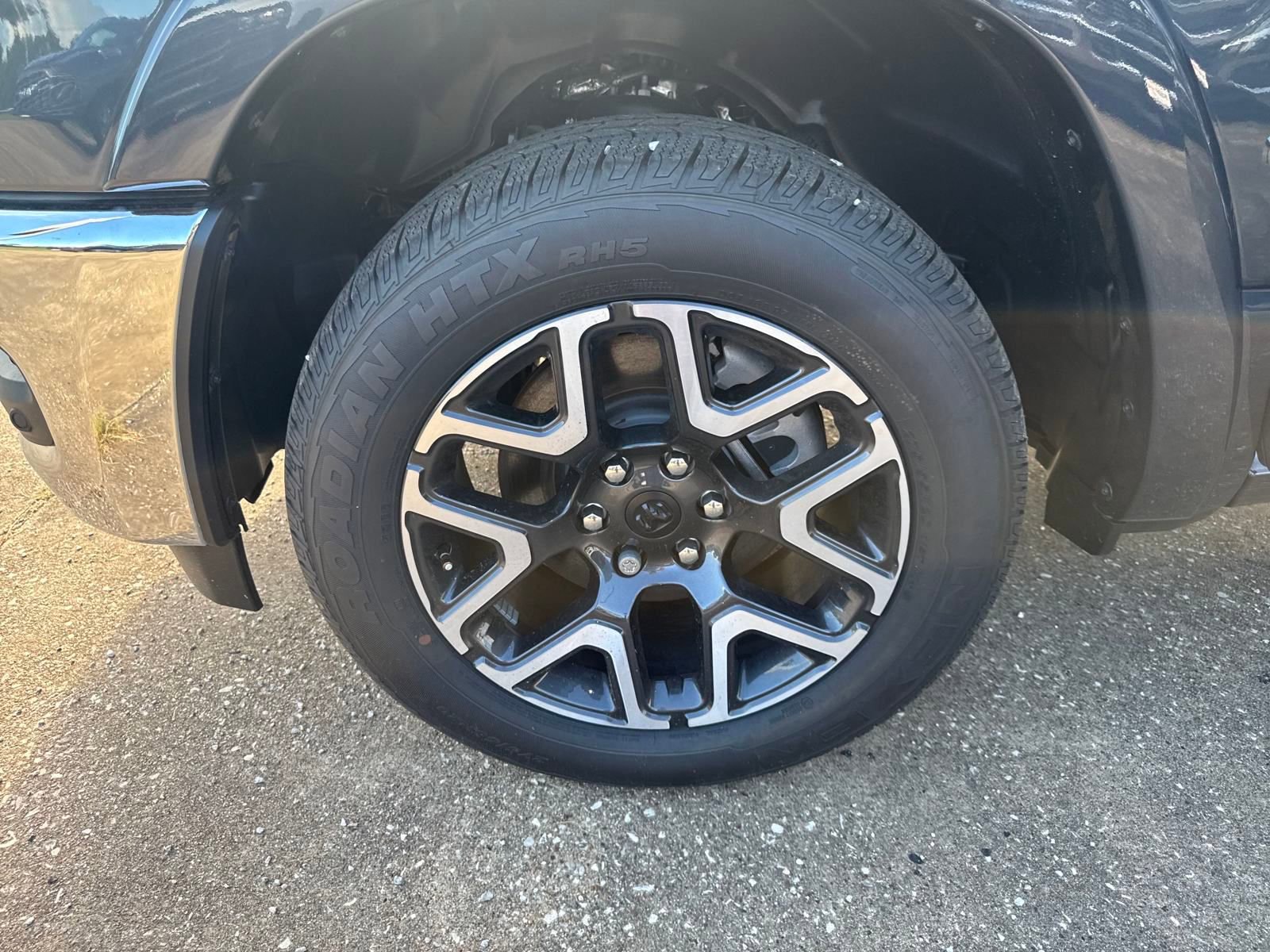 New 2025 RAM 1500 Laramie image 27