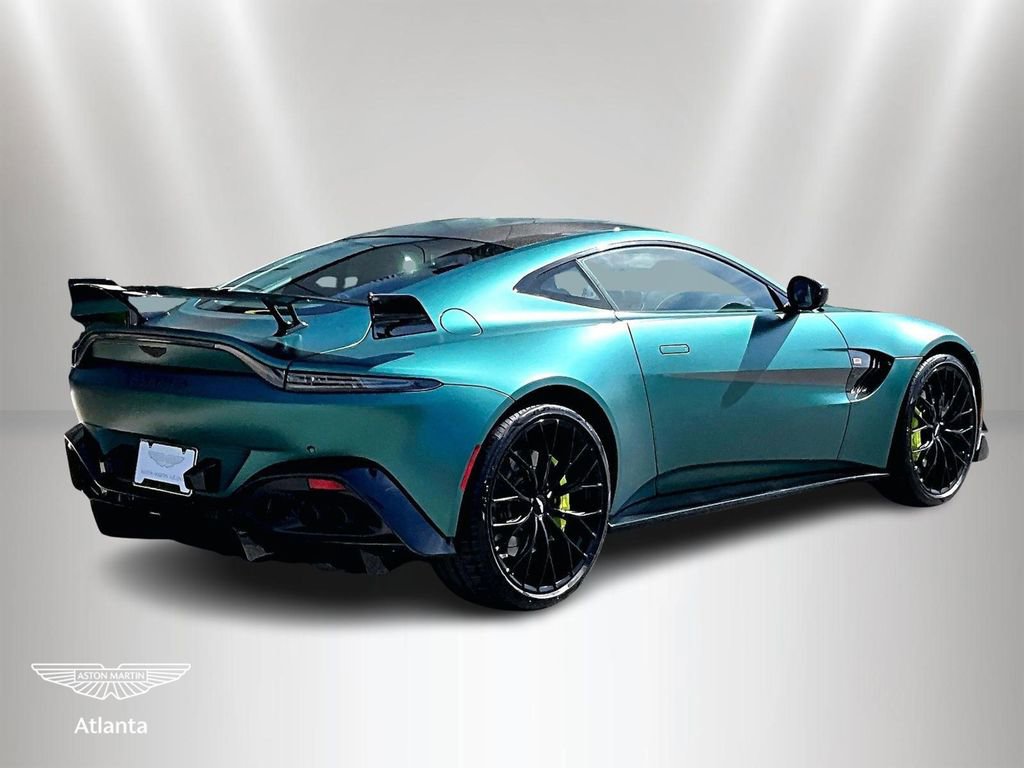 Used 2023 Aston Martin V8 Vantage Coupe image 11