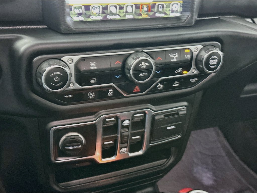 Used 2021 Jeep Gladiator Overland w/ Popular Equipment Package AWD/4WD image 18