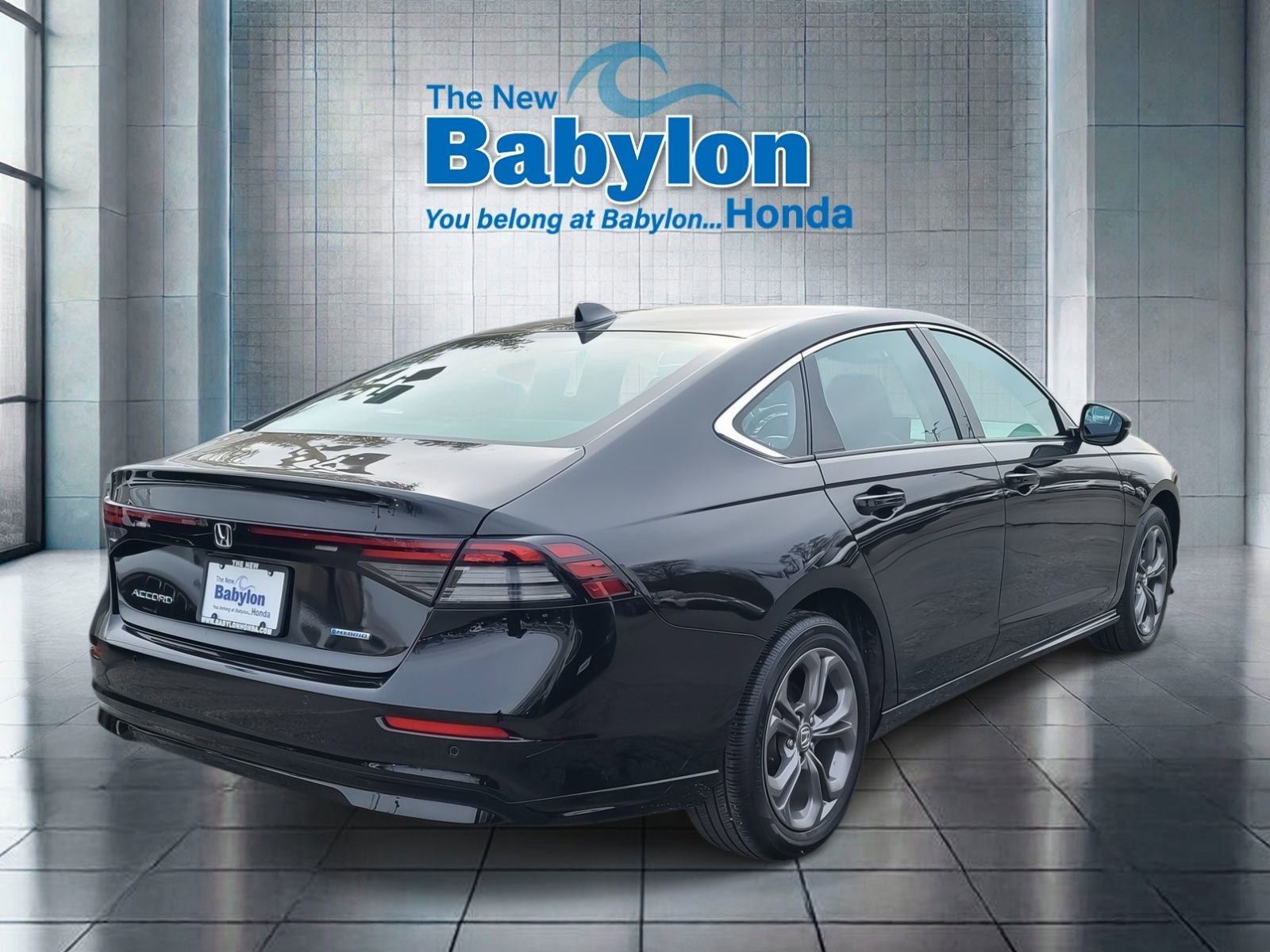 Used 2023 Honda Accord EX-L image 4