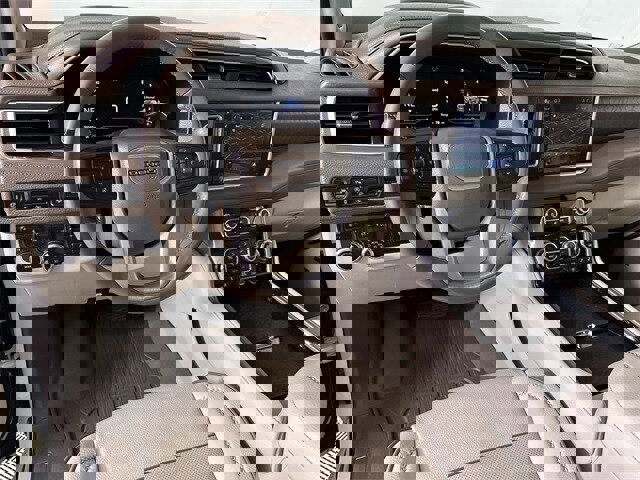 Used 2024 GMC Yukon XL Denali w/ Max Trailering Package image 21