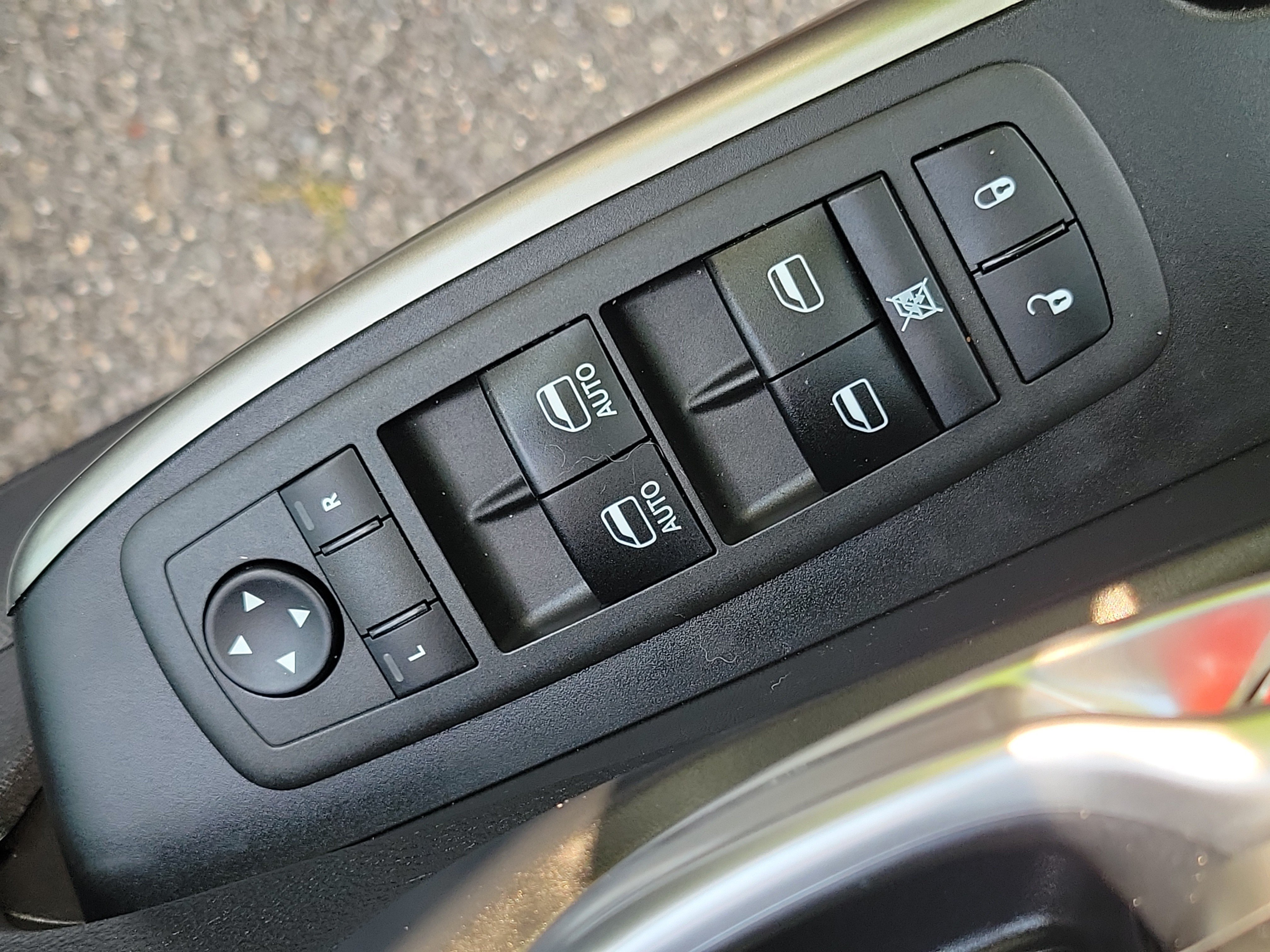 Used 2021 Jeep Cherokee Latitude Lux 80th Anniv w/ Quick Order Package 26U 80TH AWD/4WD image 20