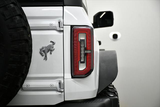Used 2023 Ford Bronco Badlands w/ Sasquatch Package AWD/4WD image 9