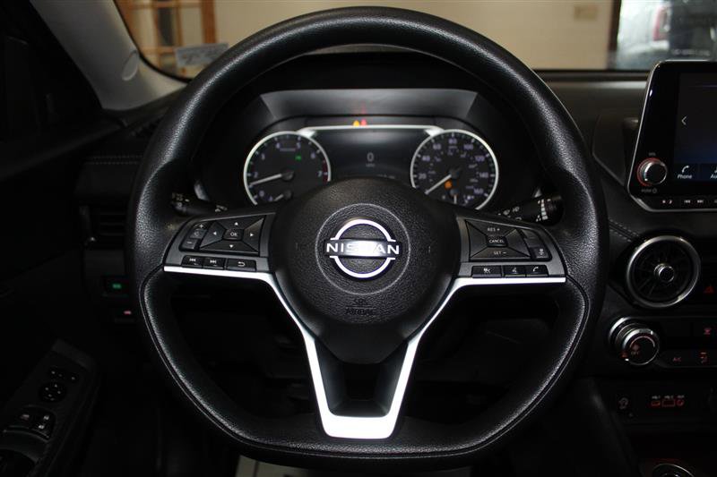 Used 2024 Nissan Sentra SV image 15