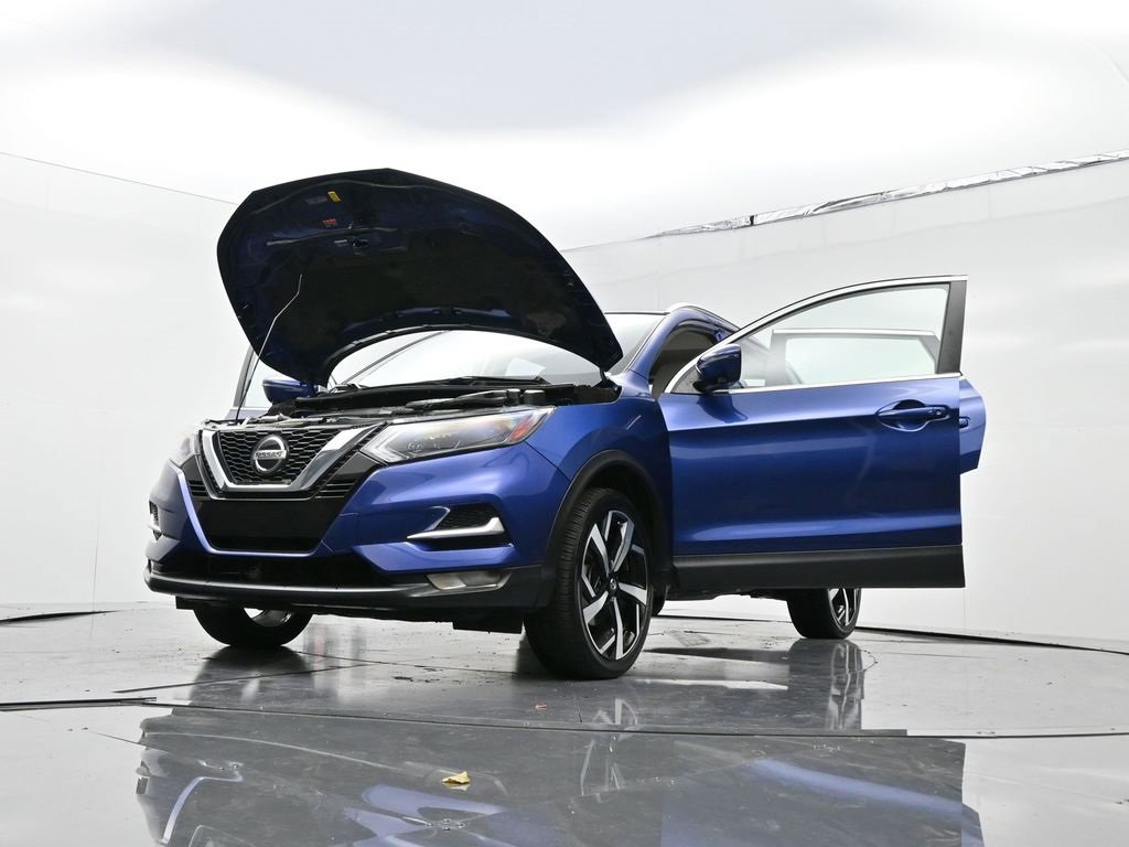 Used 2022 Nissan Rogue Sport SL w/ Premium Package image 30