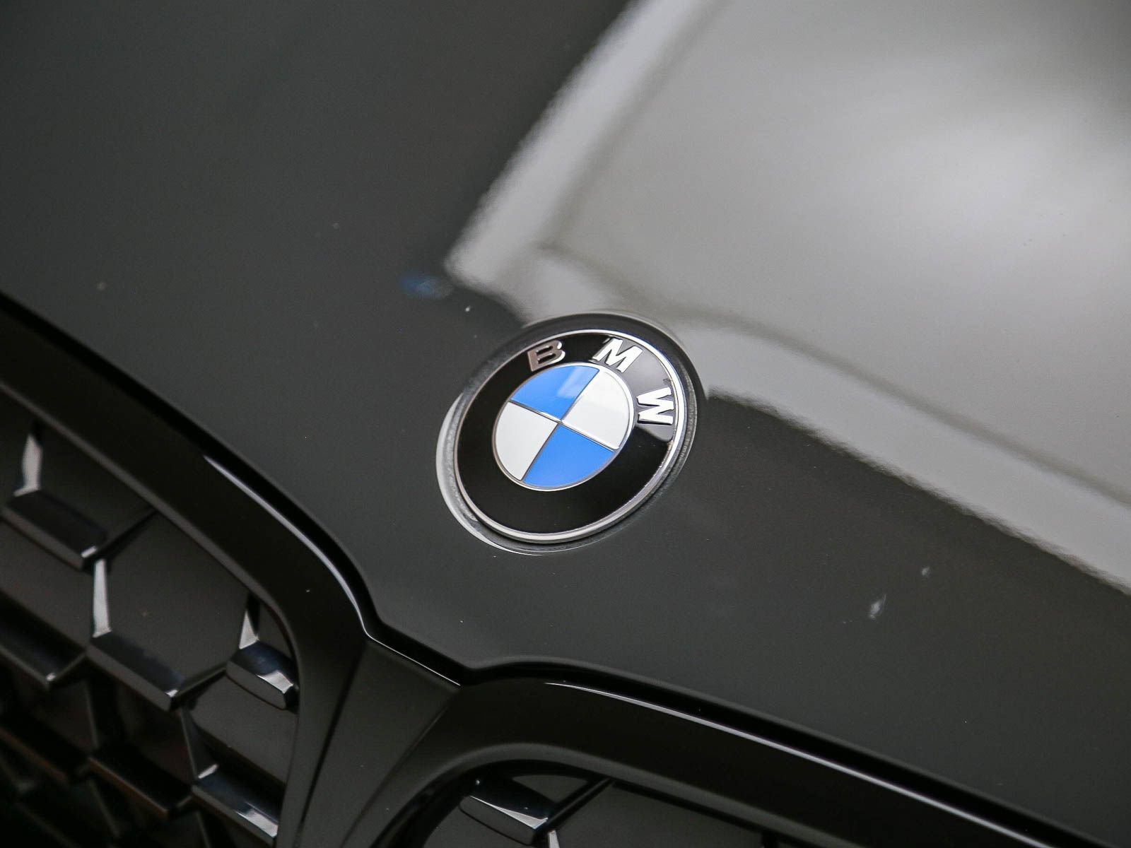 Used 2026 BMW M340i w/ Premium Package RWD image 9