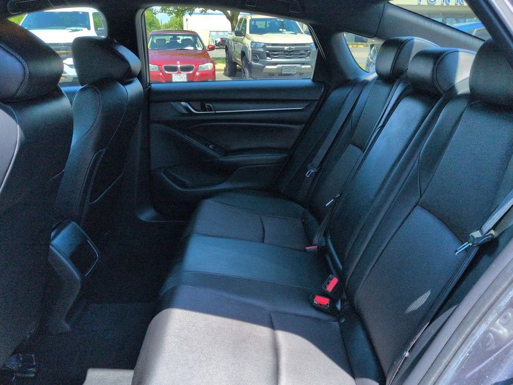 Used 2019 Honda Accord Sport image 24