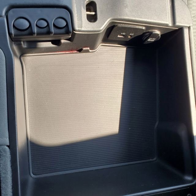 Used 2014 RAM 1500 Express image 26