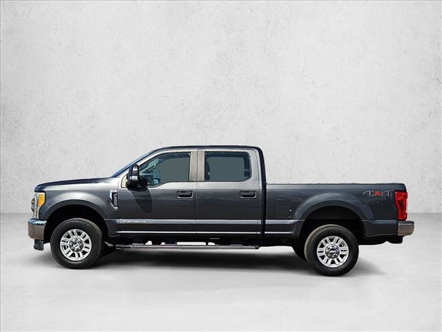 Used 2017 Ford F250 XL w/ STX Appearance Package AWD/4WD image 8