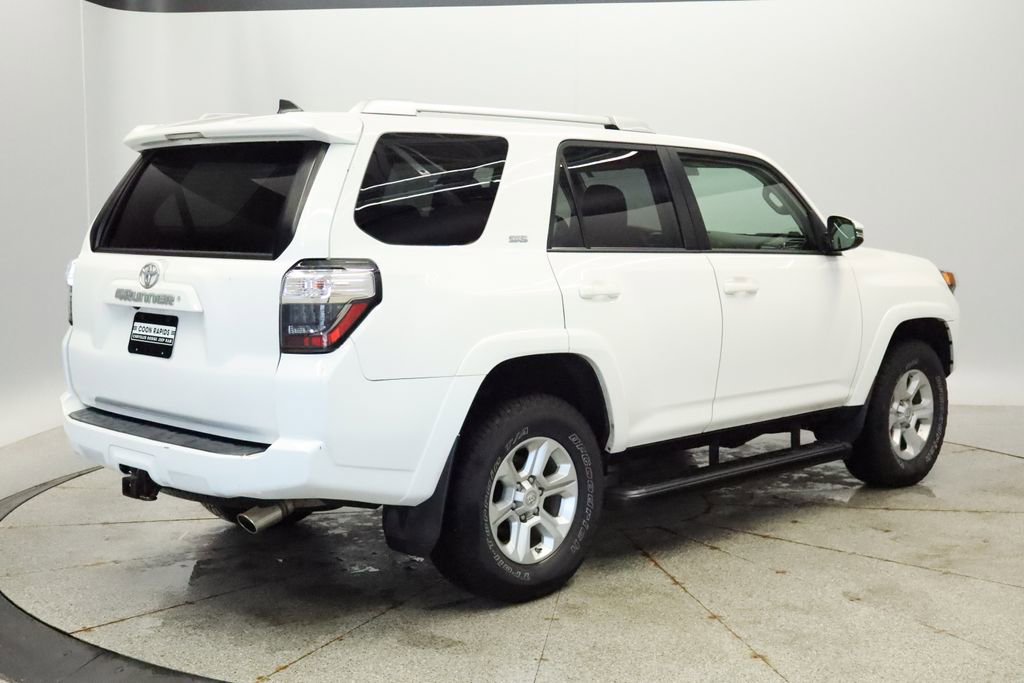 Used 2018 Toyota 4Runner SR5 Premium image 6