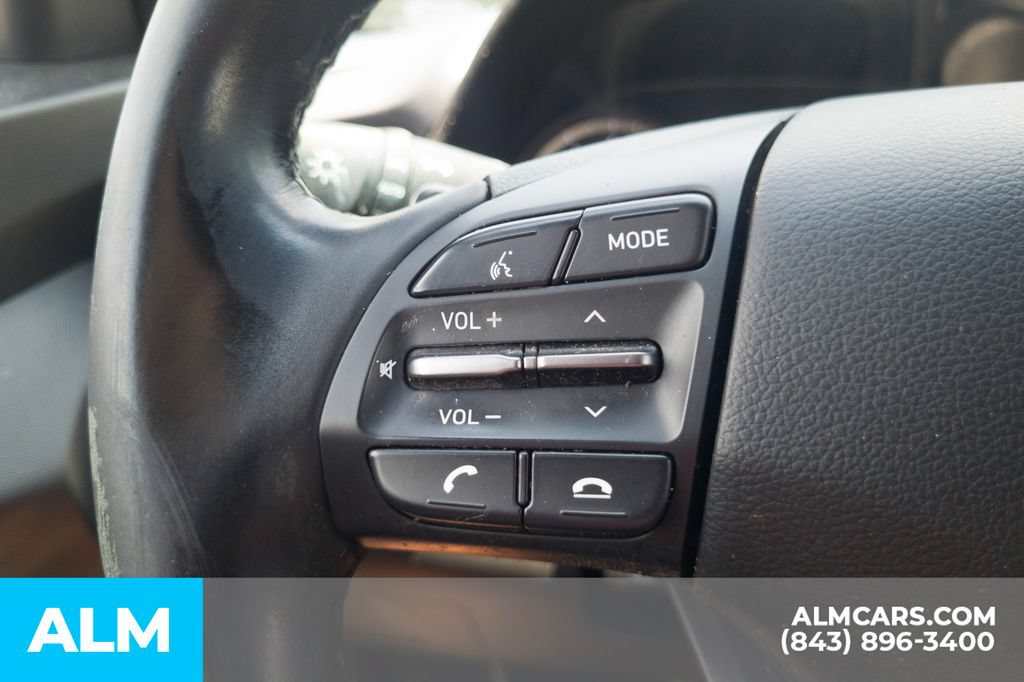 Used 2019 Hyundai Veloster 2.0 Premium FWD image 28