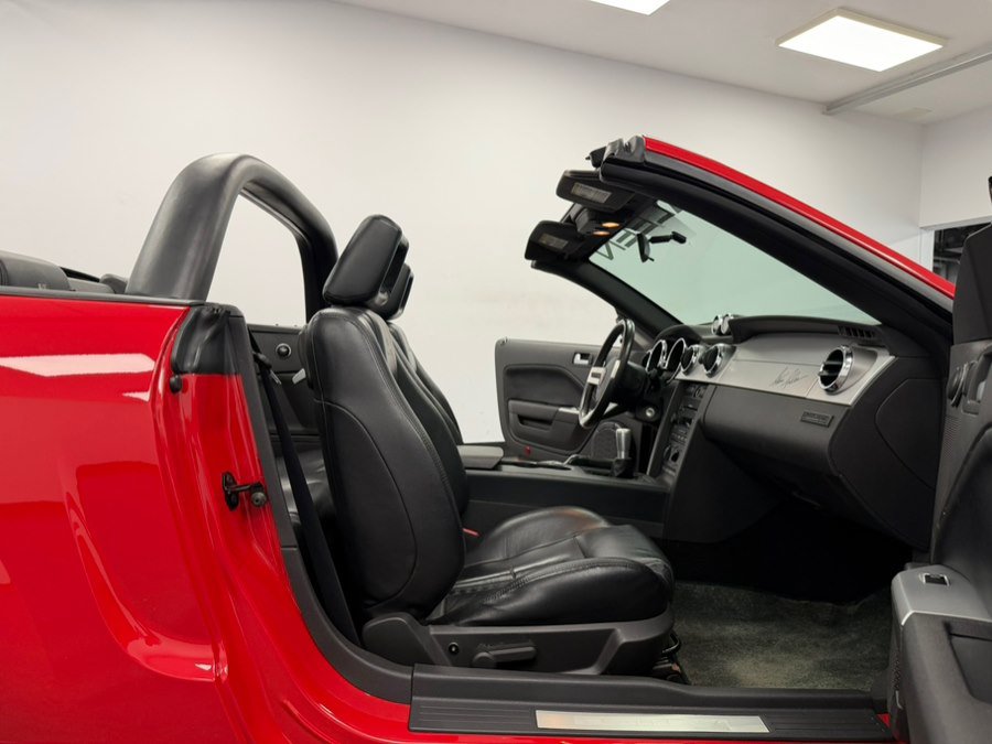 Used 2005 Ford Mustang GT Premium RWD image 53