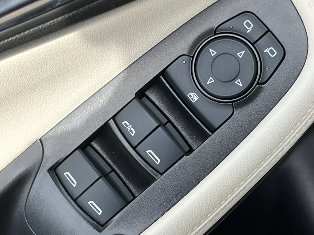 New 2025 Buick Encore GX Avenir w/ Avenir Technology Package AWD/4WD image 13