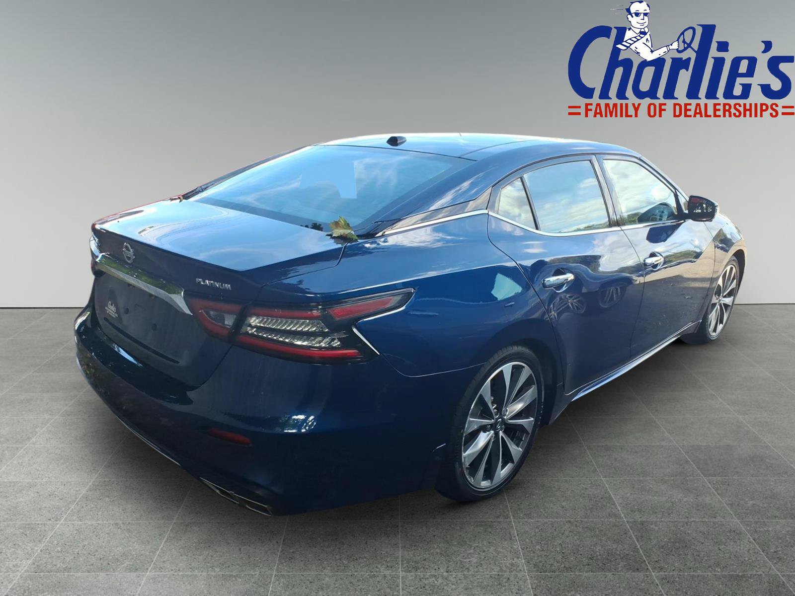 Used 2022 Nissan Maxima Platinum w/ Sport Mat Group FWD image 4