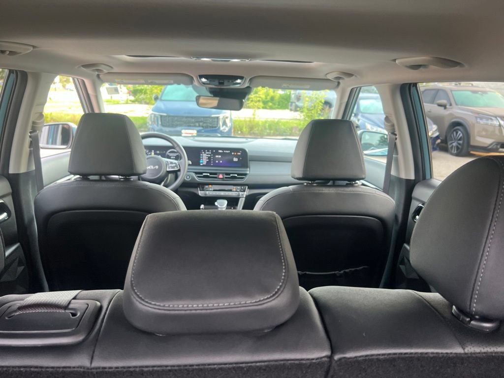 Certified 2024 Kia Seltos SX w/ SX Sunroof Package AWD/4WD image 13