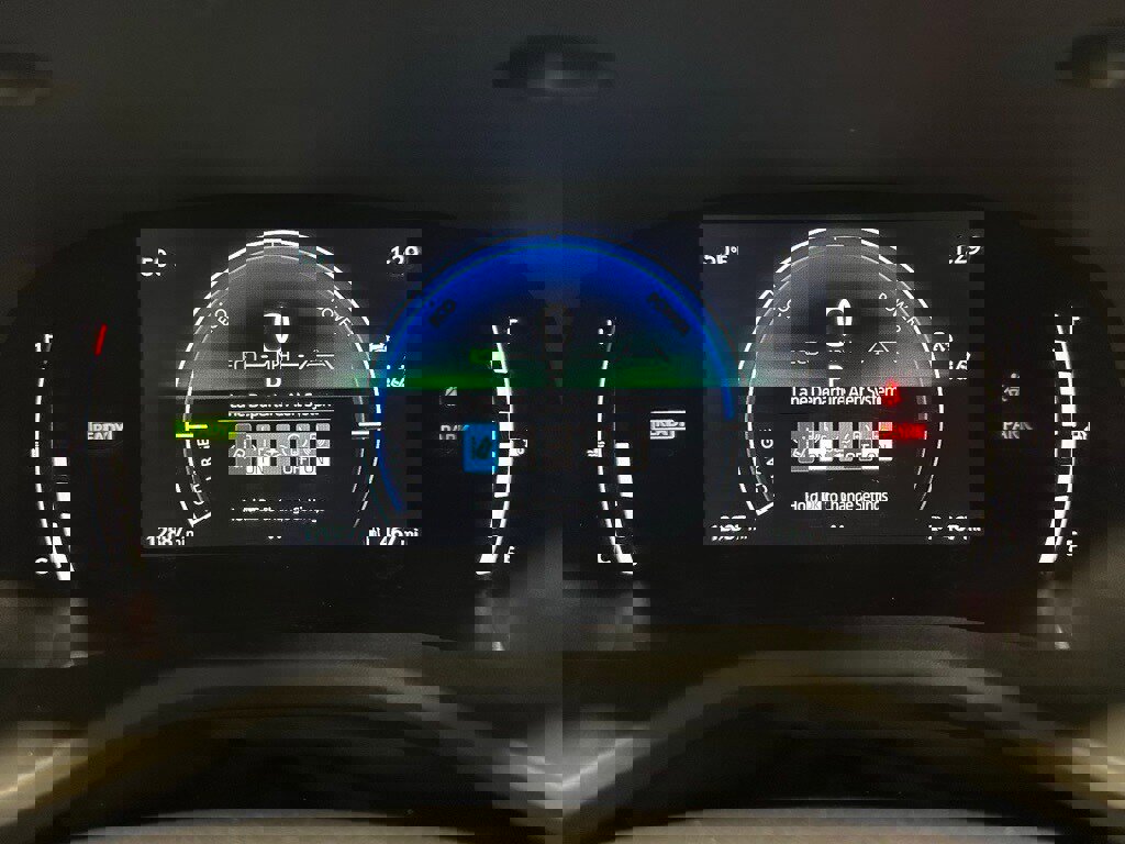 Used 2025 Toyota Camry LE image 23